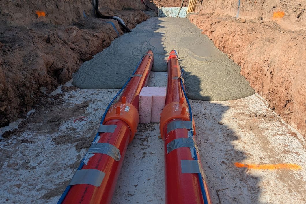 Kunststoffrohre und Testleitungen am Campus Lichtwiese